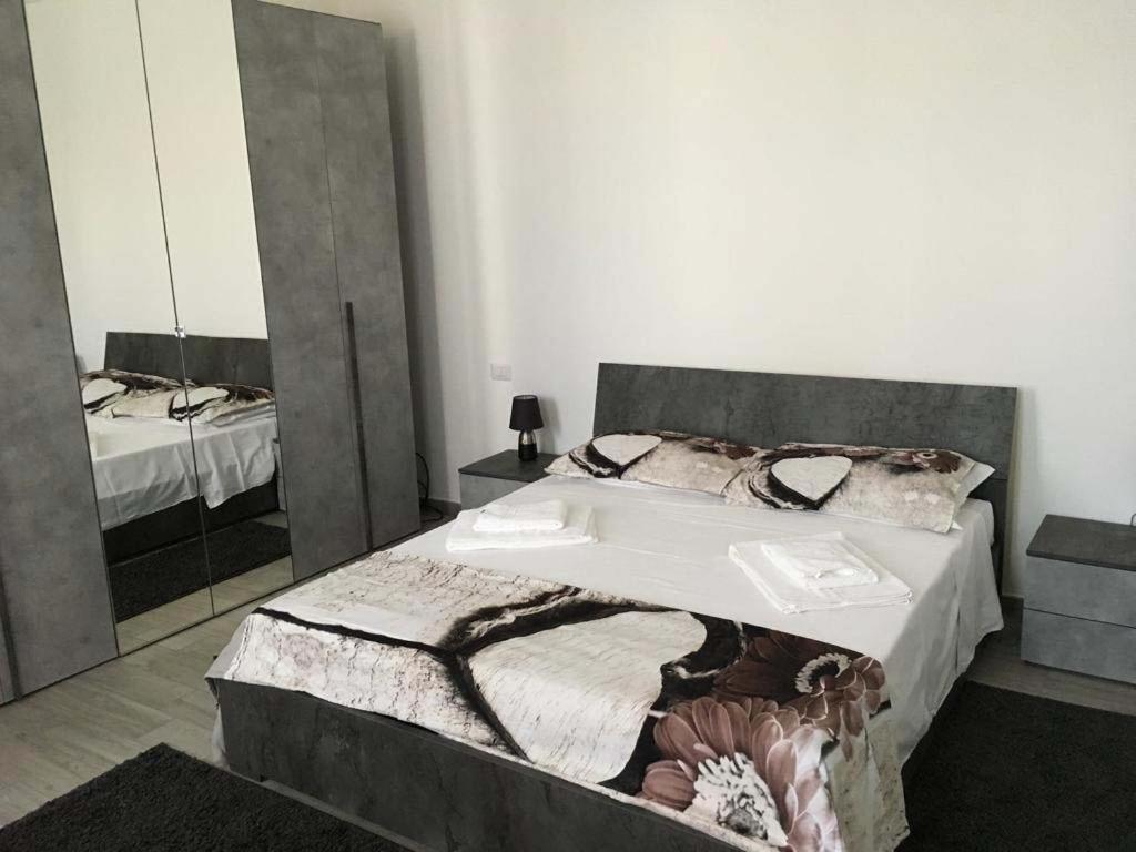 Oasi Apartamento Como Exterior foto